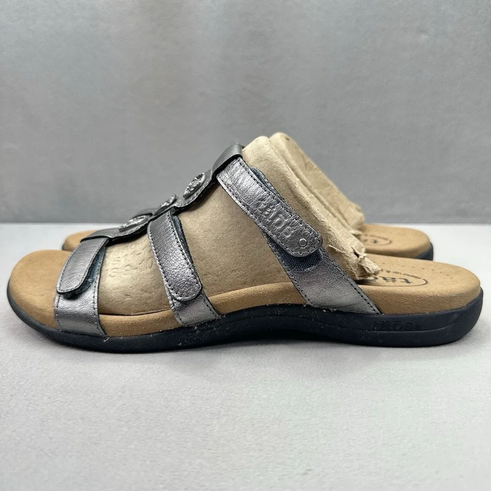 Taos Prize 4 Womens Size 11 Sandals Pewter Leather Strappy Adjustable Slides